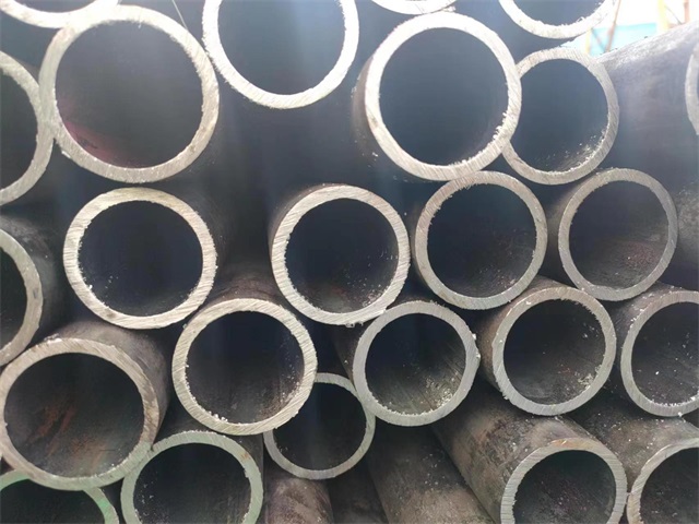 贺州10#结构用无缝钢管